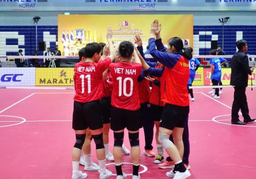 Chiến thắng đầu tay ở nội dung 4 nữ