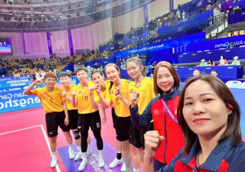 Cầu mây nữ Việt Nam thắng Myanmar khởi động hành trình tranh HCV nội dung bốn người